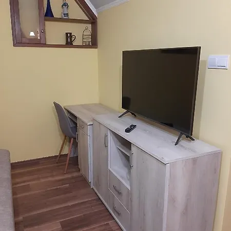Szent Imre Vendeghaz * Kaposvar