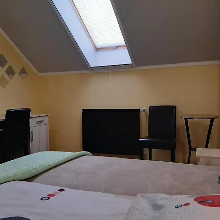 Szent Imre Vendeghaz Guest house